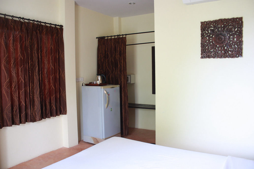 Bamboo Resort Кханом Екстер'єр фото