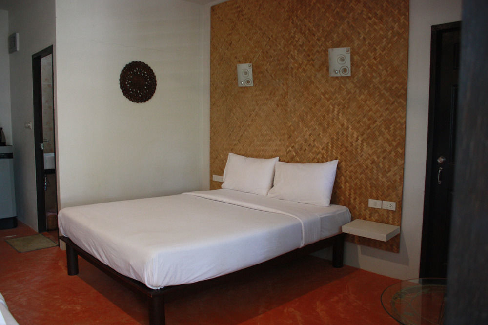 Bamboo Resort Кханом Екстер'єр фото