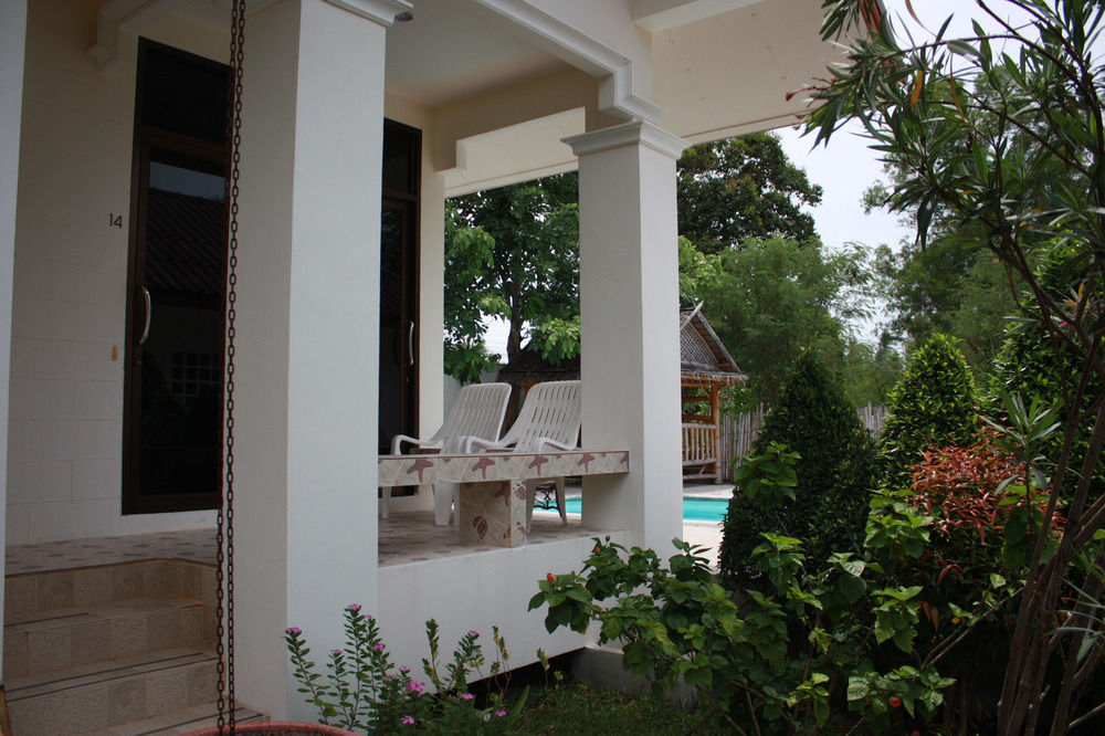 Bamboo Resort Кханом Екстер'єр фото